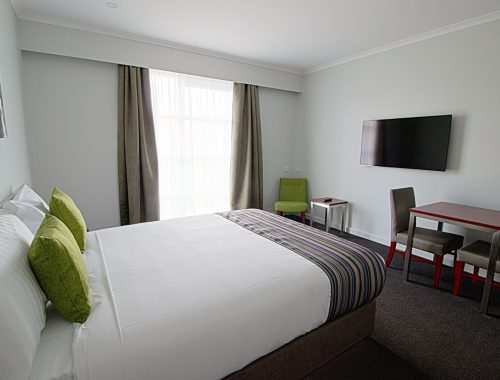 Adobe Narrabundar Hotel Interiors